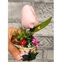 Мини кошничка с розово лале